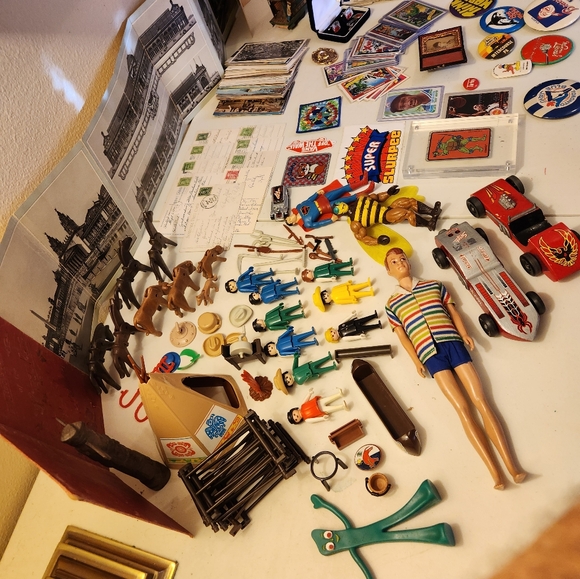 Vintage ANTIQUE LOT OF TOYS AND STUFF,WORLDS FAIR 1895 ARTIST SKETCH,MUCH MORE - Picture 1 of 16